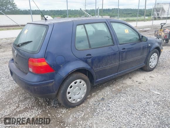 ✅ 2004 Volkswagen Golf GL • VIN: 9BWFL61J544040932 • Lot: 42930161. Wystawiony na IAAI z przebiegiem Nie podano. Bezpłatny archiwum sprzedaży aukcyjnych z USA i szczegółowy raport historii pojazdu na DreamBid. Zdjęcie 4.