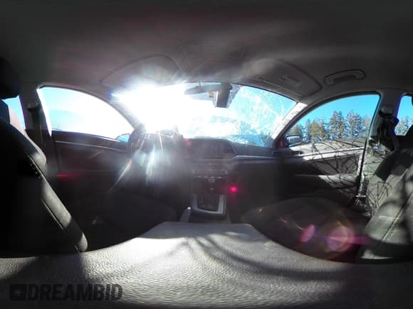 ✅ 2020 Hyundai Elantra Value Edition • VIN: 5NPD84LFXLH578406 • Lot: 43451491. Listed on IAAI with 76,988 mi. Free auction sales archive from the USA and detailed vehicle history report at DreamBid. Image 18.