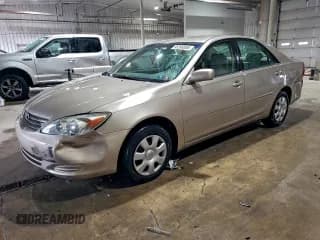 ✅ 2002 Toyota Camry LE • VIN: 4T1BE32K62U584454 • Lot: 95390595. Wystawiony na Copart z przebiegiem 121 583 mil. Bezpłatny archiwum sprzedaży aukcyjnych z USA i szczegółowy raport historii pojazdu na DreamBid. Zdjęcie 1.