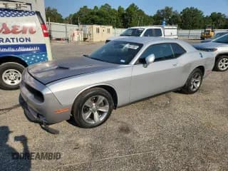 ✅ 2020 Dodge Challenger SXT • VIN: 2C3CDZAG2LH105614 • Lot: 80730515. Wystawiony na Copart z przebiegiem 140 408 mil. Bezpłatny archiwum sprzedaży aukcyjnych z USA i szczegółowy raport historii pojazdu na DreamBid. Zdjęcie 1.