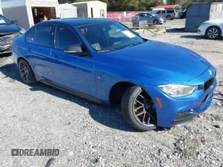 ✅ 2013 BMW 3 Series 328i • VIN: WBA3C1C55DK103438 • Lot: 43658623. Wystawiony na IAAI z przebiegiem 111 248 mil. Bezpłatny archiwum sprzedaży aukcyjnych z USA i szczegółowy raport historii pojazdu na DreamBid. Zdjęcie 1.