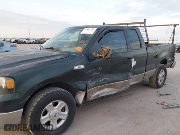 ✅ 2004 Ford F-150 STX • VIN: 1FTRX12W74NC02997 • Лот: 42884474. Опубликован ранее на IAAI с пробегом 253 674 миль. Бесплатный доступ к архиву аукционных продаж из США и подробный отчёт об истории автомобиля на DreamBid. Изображение 6.