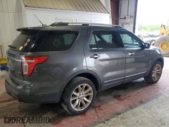✅ 2015 Ford Explorer XLT • VIN: 1FM5K8D8XFGA52701 • Lot: 61525595. Wystawiony na Copart z przebiegiem 159 471 mil. Bezpłatny archiwum sprzedaży aukcyjnych z USA i szczegółowy raport historii pojazdu na DreamBid. Zdjęcie 3.