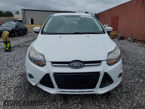 ✅ 2012 Ford Focus SE • VIN: 1FAHP3F28CL217460 • Lot: 85305875. Listed on Copart with 111,397 mi. Free auction sales archive from the USA and detailed vehicle history report at DreamBid. Image 5.