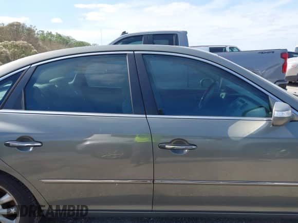 2007 Hyundai Azera SE с VIN KMHFC46F07A156589, выставлен на аукционе IAAI как лот 40896753 с пробегом Не указан миль и . История ставок и продаж доступна на DreamBid. Изображение 12.