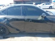 ✅ 2023 Lexus IS 500 F Sport Performance • VIN: JTHAP1D25P5003215 • Lot: 41709746. Wystawiony na IAAI z przebiegiem 20 585 mil. Bezpłatny archiwum sprzedaży aukcyjnych z USA i szczegółowy raport historii pojazdu na DreamBid. Zdjęcie 14.