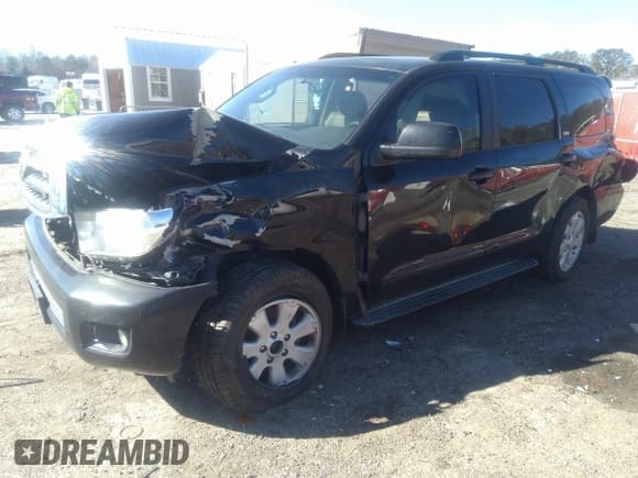 ✅ 2010 Toyota Sequoia SR5 • VIN: 5TDZM5G15AS001408 • Lot: 41351847. Listed on IAAI with 268,240 mi. Free auction sales archive from the USA and detailed vehicle history report at DreamBid. Image 17.