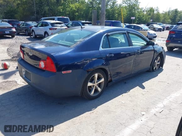 ✅ 2009 Chevrolet Malibu 2LT • VIN: 1G1ZJ57B094169765 • Lot: 43141903. Listed on IAAI with 217,069 mi. Free auction sales archive from the USA and detailed vehicle history report at DreamBid. Image 4.
