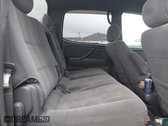 ✅ 2006 Toyota Tundra SR5 • VIN: 5TBDT44186S505933 • Lot: 43298260. Listed on IAAI with 167,617 mi. Free auction sales archive from the USA and detailed vehicle history report at DreamBid. Image 8.