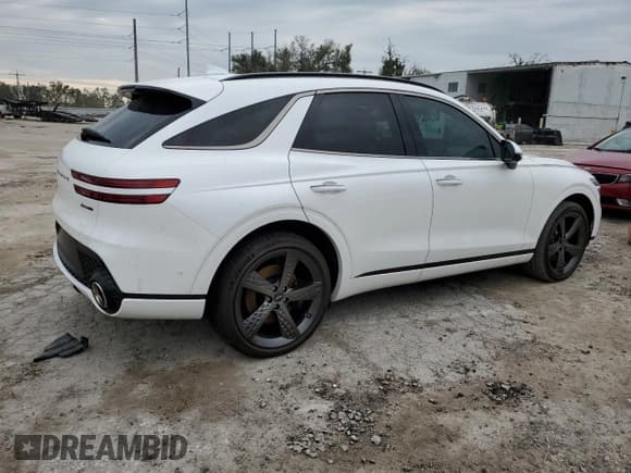 ✅ 2025 Genesis GV70 Sport • VIN: KMUMCDTC4SU175740 • Lot: 75311134. Wystawiony na Copart z przebiegiem 2 525 mil. Bezpłatny archiwum sprzedaży aukcyjnych z USA i szczegółowy raport historii pojazdu na DreamBid. Zdjęcie 3.