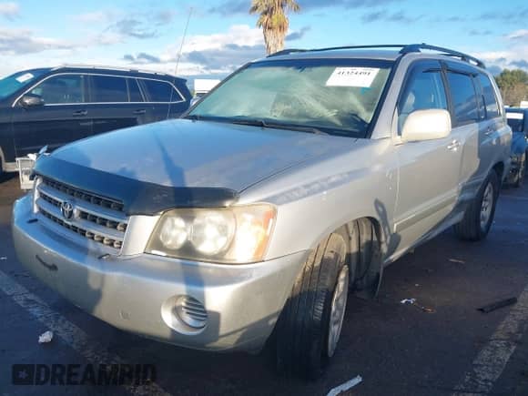 2002 Toyota Highlander с VIN JTEGD21A720041763, выставлен на аукционе IAAI как лот 41324491 с пробегом 126 905 миль миль и . История ставок и продаж доступна на DreamBid. Изображение 2.