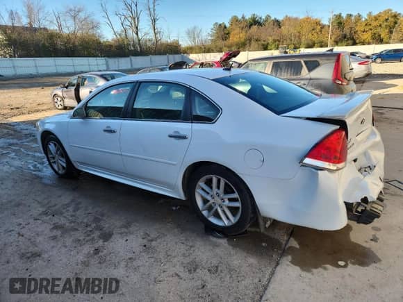 ✅ 2015 Chevrolet Impala LTZ • VIN: 2G1WC5E32F1109955 • Lot: 85404245. Listed on Copart with 113,683 mi. Free auction sales archive from the USA and detailed vehicle history report at DreamBid. Image 2.