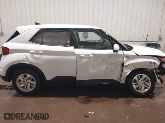 ✅ 2021 Hyundai Venue SE • VIN: KMHRB8A38MU082014 • Lot: 40905646. Listed on IAAI with 55,708 mi. Free auction sales archive from the USA and detailed vehicle history report at DreamBid. Image 14.