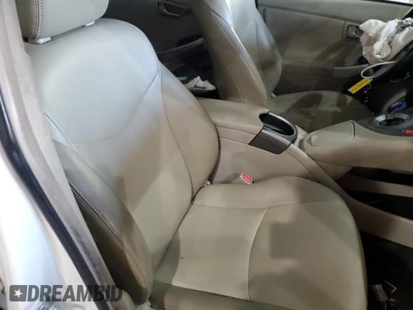 ✅ 2015 Toyota Prius Two • VIN: JTDKN3DU5F1879801 • Lot: 91700615. Listed on Copart with 138,739 mi. Free auction sales archive from the USA and detailed vehicle history report at DreamBid. Image 10.