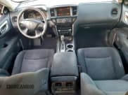 ✅ 2015 Nissan Pathfinder SV • VIN: 5N1AR2MN3FC652559 • Lot: 94243525. Wystawiony na Copart z przebiegiem 129 526 mil. Bezpłatny archiwum sprzedaży aukcyjnych z USA i szczegółowy raport historii pojazdu na DreamBid. Zdjęcie 8.