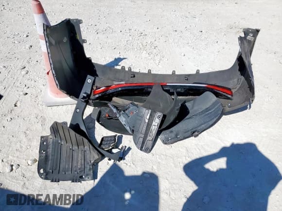 ✅ 2023 Hyundai Elantra Limited • VIN: KMHLN4AJ3PU061323 • Лот: 85332555. Опубликован ранее на Copart с пробегом 30 986 миль. Бесплатный доступ к архиву аукционных продаж из США и подробный отчёт об истории автомобиля на DreamBid. Изображение 12.