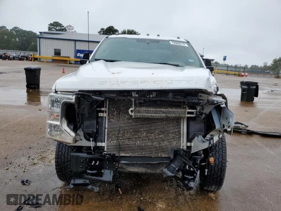 ✅ 2022 Ford F-350 • VIN: 1FD8W3HN0NEF89950 • Lot: 79960274. Wystawiony na Copart z przebiegiem 64 635 mil. Bezpłatny archiwum sprzedaży aukcyjnych z USA i szczegółowy raport historii pojazdu na DreamBid. Zdjęcie 5.