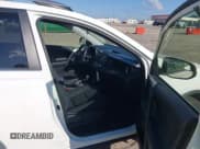 ✅ 2017 Toyota RAV4 XLE • VIN: JTMWFREVXHJ128933 • Lot: 43330627. Listed on IAAI with 73,102 mi. Free auction sales archive from the USA and detailed vehicle history report at DreamBid. Image 5.