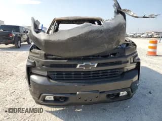 ✅ 2021 Chevrolet Silverado 1500 RST • VIN: 3GCUYEED9MG188571 • Lot: 68650214. Wystawiony na Copart z przebiegiem Nie podano. Bezpłatny archiwum sprzedaży aukcyjnych z USA i szczegółowy raport historii pojazdu na DreamBid. Zdjęcie 5.