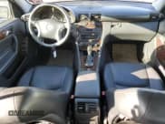 ✅ 2004 Mercedes-Benz C 240 • VIN: WDBRF81J14F463231 • Lot: 77785464. Wystawiony na Copart z przebiegiem 121 723 mil. Bezpłatny archiwum sprzedaży aukcyjnych z USA i szczegółowy raport historii pojazdu na DreamBid. Zdjęcie 8.