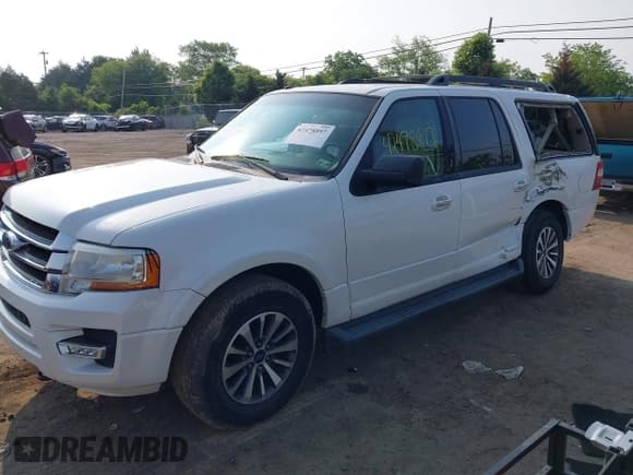 ✅ 2016 Ford Expedition Max XLT • VIN: 1FMJK1JT3GEF06377 • Lot: 42478897. Wystawiony na IAAI z przebiegiem 146 714 mil. Bezpłatny archiwum sprzedaży aukcyjnych z USA i szczegółowy raport historii pojazdu na DreamBid. Zdjęcie 17.