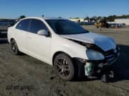 ✅ 2010 Volkswagen Jetta S • VIN: 3VWJZ7AJ5AM064346 • Lot: 82404885. Wystawiony na Copart z przebiegiem 183 698 mil. Bezpłatny archiwum sprzedaży aukcyjnych z USA i szczegółowy raport historii pojazdu na DreamBid. Zdjęcie 4.