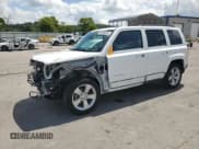 ✅ 2017 Jeep Patriot Latitude • VIN: 1C4NJPFB7HD183373 • Лот: 69658435. Опубликован ранее на Copart с пробегом 121 946 миль. Бесплатный доступ к архиву аукционных продаж из США и подробный отчёт об истории автомобиля на DreamBid. Изображение 1.