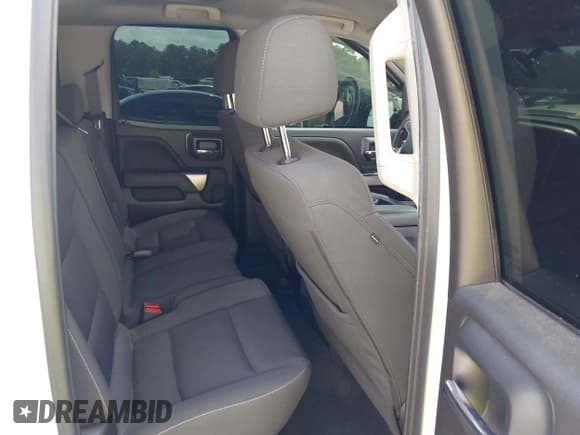 ✅ 2019 Chevrolet Silverado 1500 LT • VIN: 2GCRCPEC1K1108399 • Lot: 42600366. Wystawiony na IAAI z przebiegiem 81 617 mil. Bezpłatny archiwum sprzedaży aukcyjnych z USA i szczegółowy raport historii pojazdu na DreamBid. Zdjęcie 8.