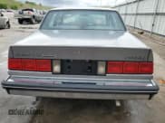 ✅ 1986 Chevrolet Celebrity • VIN: 1G1AW19R2G6204132 • Лот: 58819705. Опубликован ранее на Copart с пробегом 63 184 миль. Бесплатный доступ к архиву аукционных продаж из США и подробный отчёт об истории автомобиля на DreamBid. Изображение 6.