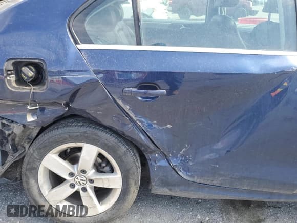 ✅ 2013 Volkswagen Jetta TDI w/Premium • VIN: 3VWLL7AJ9DM286905 • Lot: 53755935. Listed on Copart with 203,789 mi. Free auction sales archive from the USA and detailed vehicle history report at DreamBid. Image 10.