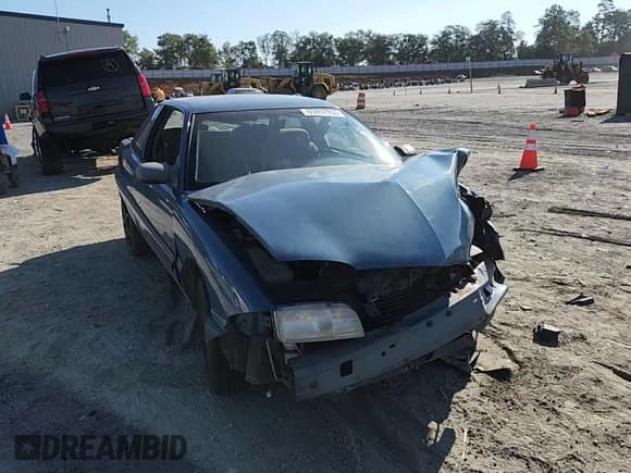 ✅ 1997 Buick Skylark • VIN: 1G4NJ12T3VC408879 • Lot: 65937955. Wystawiony na Copart z przebiegiem 69 262 mil. Bezpłatny archiwum sprzedaży aukcyjnych z USA i szczegółowy raport historii pojazdu na DreamBid. Zdjęcie 14.