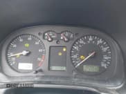 ✅ 2002 Volkswagen Golf GTI • VIN: 9BWDE61J324053127 • Lot: 41563657. Wystawiony na IAAI z przebiegiem 204 973 mil. Bezpłatny archiwum sprzedaży aukcyjnych z USA i szczegółowy raport historii pojazdu na DreamBid. Zdjęcie 7.