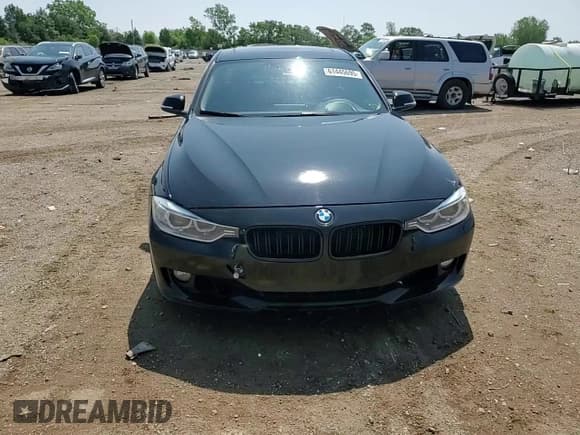 ✅ 2013 BMW 3 Series 335i xDrive • VIN: WBA3B9C56DF587386 • Lot: 61445695. Listed on Copart with 132,516 mi. Free auction sales archive from the USA and detailed vehicle history report at DreamBid. Image 13.