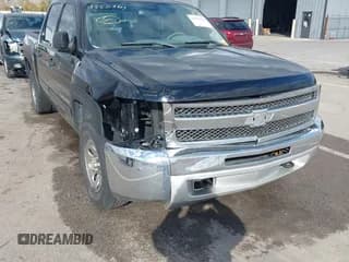 ✅ 2012 Chevrolet Silverado 1500 LT • VIN: 3GCPKSEA9CG109529 • Lot: 43524403. Wystawiony na IAAI z przebiegiem 271 922 mil. Bezpłatny archiwum sprzedaży aukcyjnych z USA i szczegółowy raport historii pojazdu na DreamBid. Zdjęcie 6.