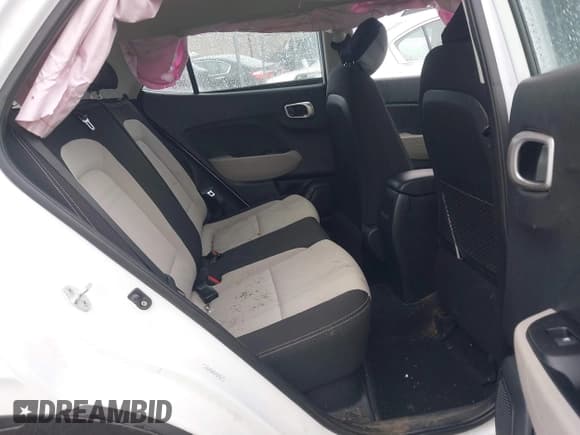 ✅ 2020 Hyundai Venue SEL • VIN: KMHRC8A32LU047674 • Lot: 41678239. Listed on IAAI with 56,061 mi. Free auction sales archive from the USA and detailed vehicle history report at DreamBid. Image 8.