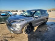 ✅ 2024 Mitsubishi Outlander SE • VIN: JA4J4VA86RZ039138 • Lot: 91006585. Listed on Copart with 40,697 mi. Free auction sales archive from the USA and detailed vehicle history report at DreamBid. Image 1.