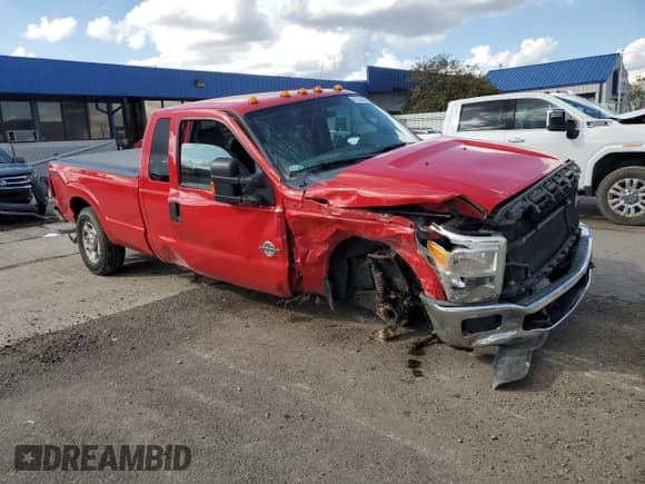 ✅ 2011 Ford F-250 XLT • VIN: 1FT7X2BT0BEA93816 • Lot: 82154945. Listed on Copart with 93,620 mi. Free auction sales archive from the USA and detailed vehicle history report at DreamBid. Image 4.