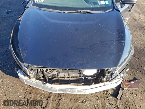 ✅ 2018 Honda Clarity • VIN: JHMZC5F19JC023089 • Lot: 94758545. Wystawiony na Copart z przebiegiem Nie podano. Bezpłatny archiwum sprzedaży aukcyjnych z USA i szczegółowy raport historii pojazdu na DreamBid. Zdjęcie 11.