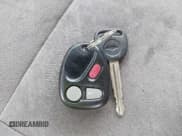 ✅ 2004 Chevrolet Colorado LS Z71 • VIN: 1GCDT196648106644 • Lot: 42289279. Listed on IAAI with 261,325 mi. Free auction sales archive from the USA and detailed vehicle history report at DreamBid. Image 11.