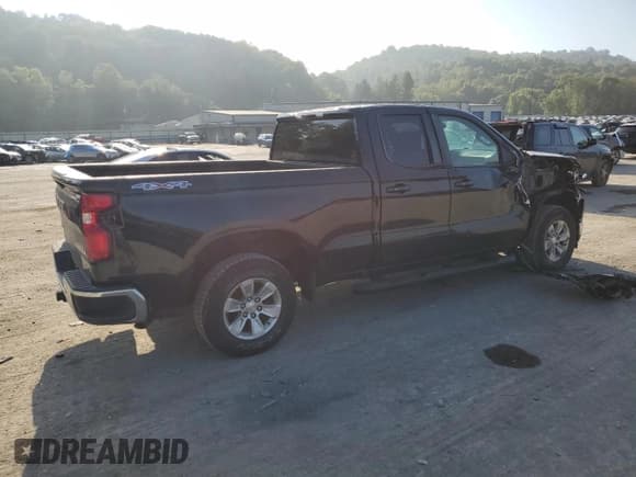 ✅ 2019 Chevrolet Silverado 1500 LT • VIN: 1GCRYDED7KZ262695 • Лот: 69445564. Опубликован ранее на Copart с пробегом 139 625 миль. Бесплатный доступ к архиву аукционных продаж из США и подробный отчёт об истории автомобиля на DreamBid. Изображение 3.