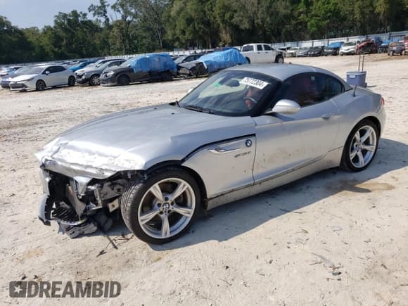 ✅ 2016 BMW Z4 sDrive28i • VIN: WBALL5C50G5A21212 • Лот: 75772304. Опубликован ранее на Copart с пробегом 37 959 миль. Бесплатный доступ к архиву аукционных продаж из США и подробный отчёт об истории автомобиля на DreamBid. Изображение 1.