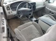 ✅ 1996 Ford Explorer Eddie Bauer • VIN: 1FMCU22X3TUD66129 • Lot: 79165504. Wystawiony na Copart z przebiegiem 107 711 mil. Bezpłatny archiwum sprzedaży aukcyjnych z USA i szczegółowy raport historii pojazdu na DreamBid. Zdjęcie 8.