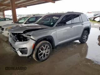 ✅ 2023 Jeep Grand Cherokee Limited • VIN: 1C4RJGBG1P8902983 • Лот: 63792305. Опубликован ранее на Copart с пробегом 35 288 миль. Бесплатный доступ к архиву аукционных продаж из США и подробный отчёт об истории автомобиля на DreamBid. Изображение 1.