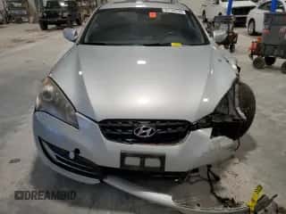 2010 Hyundai Genesis Coupe с VIN KMHHU6KHXAU004415, выставлен на аукционе Copart как лот 87134724 с пробегом 68 363 миль миль и Списание • Salvage title. История ставок и продаж доступна на DreamBid. Изображение 5.