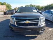 ✅ 2019 Chevrolet Suburban LT • VIN: 1GNSKHKC3KR143958 • Lot: 43214049. Wystawiony na IAAI z przebiegiem 199 490 mil. Bezpłatny archiwum sprzedaży aukcyjnych z USA i szczegółowy raport historii pojazdu na DreamBid. Zdjęcie 12.