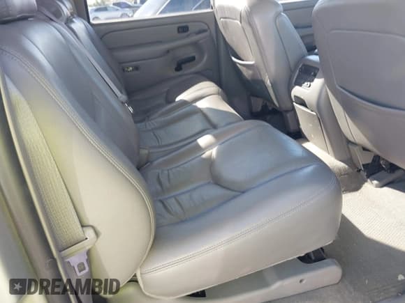 ✅ 2006 Chevrolet Suburban LS • VIN: 1GNEC16Z36J103142 • Лот: 40894510. Опубликован ранее на IAAI с пробегом 109 657 миль. Бесплатный доступ к архиву аукционных продаж из США и подробный отчёт об истории автомобиля на DreamBid. Изображение 8.