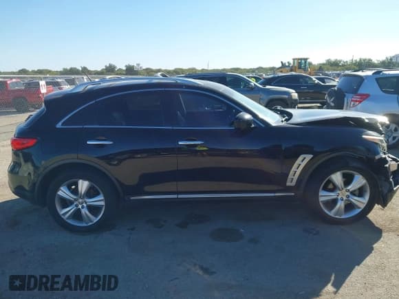 ✅ 2010 Infiniti FX • VIN: JN8AS1MU0AM800426 • Lot: 43486069. Wystawiony na IAAI z przebiegiem 129 265 mil. Bezpłatny archiwum sprzedaży aukcyjnych z USA i szczegółowy raport historii pojazdu na DreamBid. Zdjęcie 13.