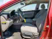 2017 Hyundai Elantra SE с VIN 5NPD84LF9HH050525, выставлен на аукционе Copart как лот 71564335 с пробегом 96 736 миль миль и Списание • Salvage title. История ставок и продаж доступна на DreamBid. Изображение 7.