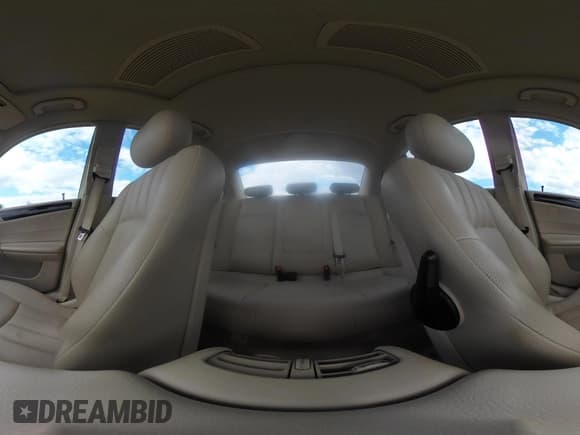 ✅ 2005 Mercedes-Benz C 240 • VIN: WDBRF81J35F665750 • Lot: 41898295. Listed on IAAI with 82,991 mi. Free auction sales archive from the USA and detailed vehicle history report at DreamBid. Image 21.