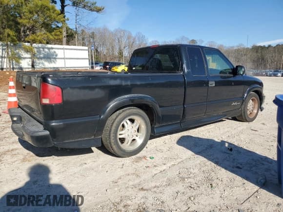 ✅ 2000 Chevrolet S-10 LS • VIN: 1GCCS19W4Y8212482 • Лот: 85796504. Опубликован ранее на Copart с пробегом 115 563 миль. Бесплатный доступ к архиву аукционных продаж из США и подробный отчёт об истории автомобиля на DreamBid. Изображение 3.